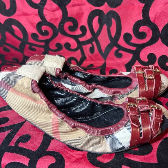 BURBERRY FALCON CHECKERED BALLET SHOES - Picture 12 of 13